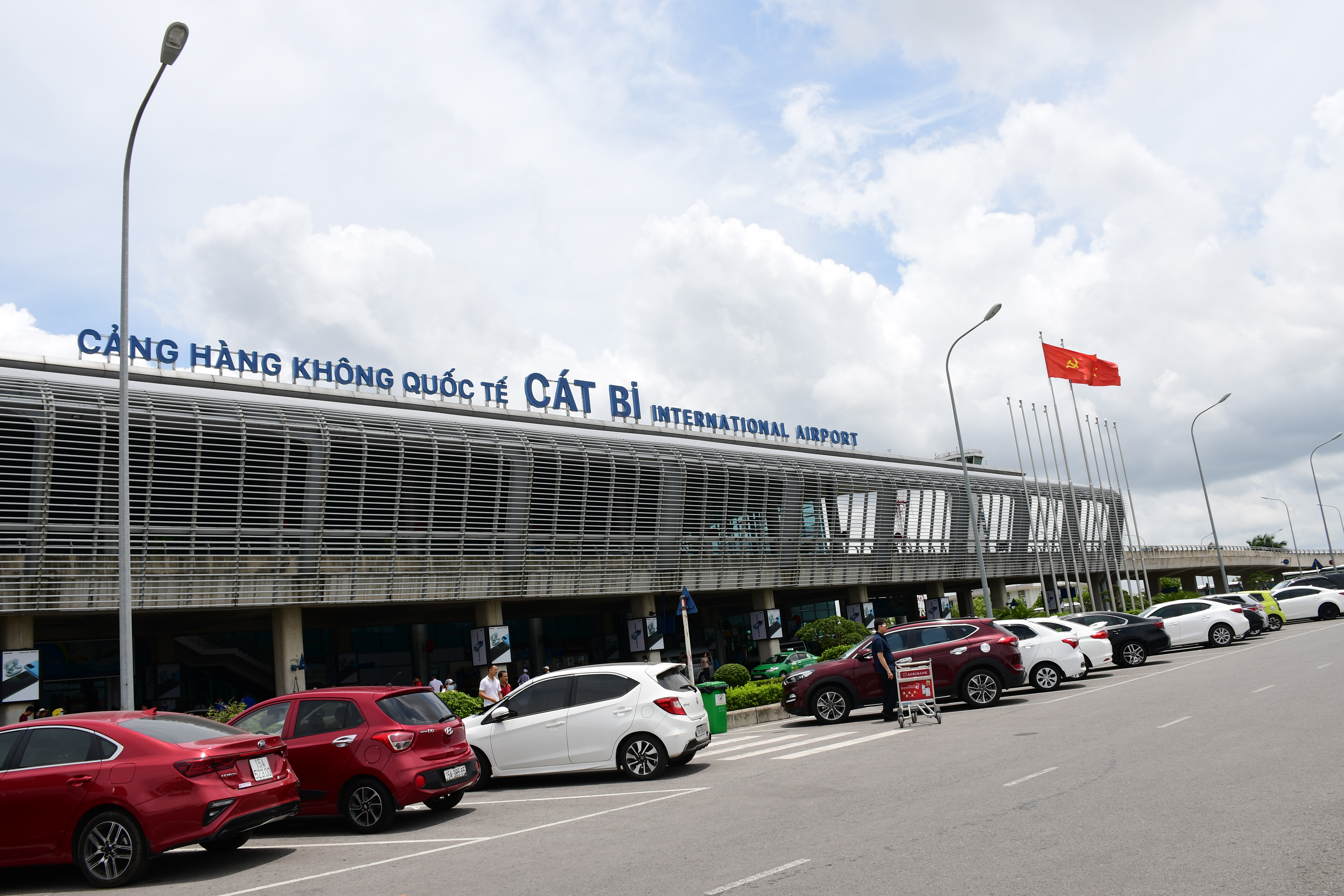 Khôi phục chính sách xuất nhập cảnh từ ngày 15/3